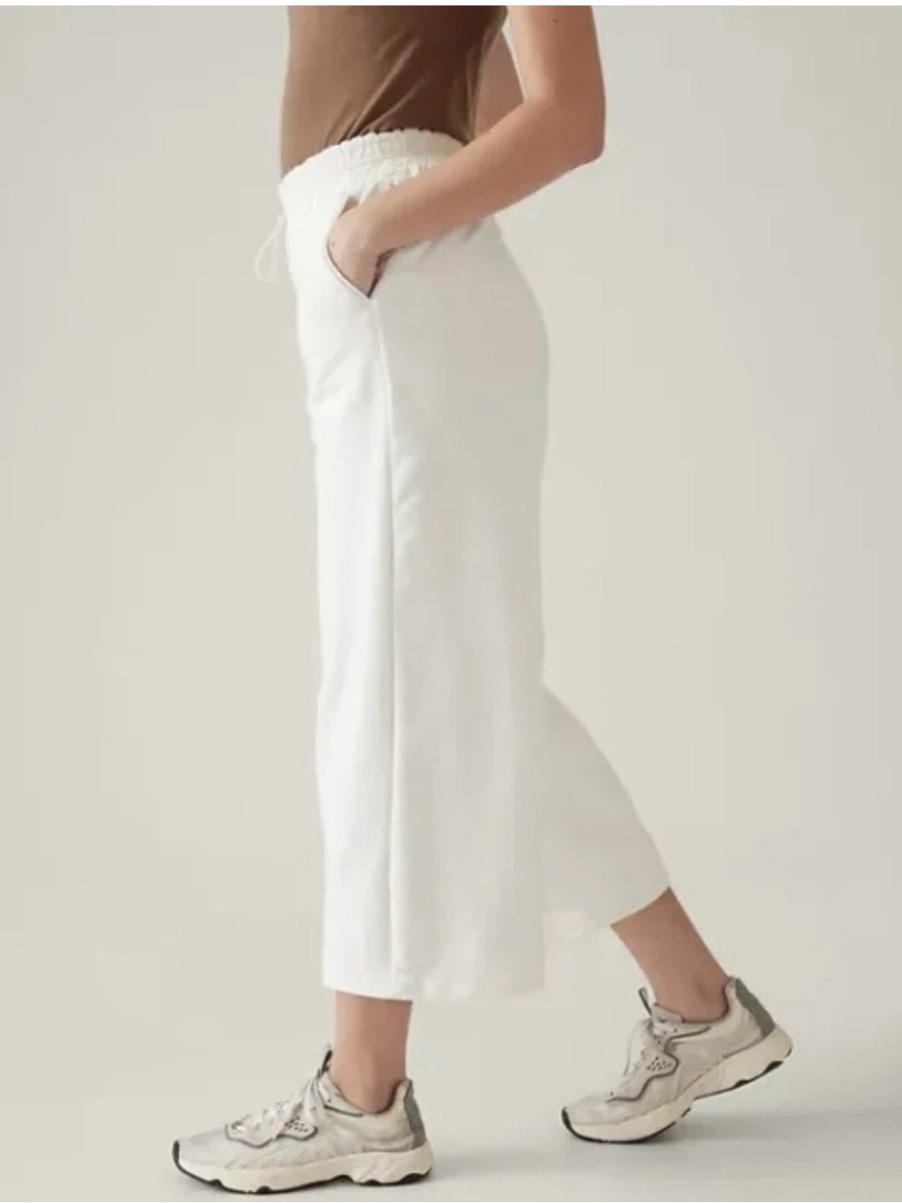 Athleta Triumph Hybrid Wide Crop Pants White Drawstring Stretch XL